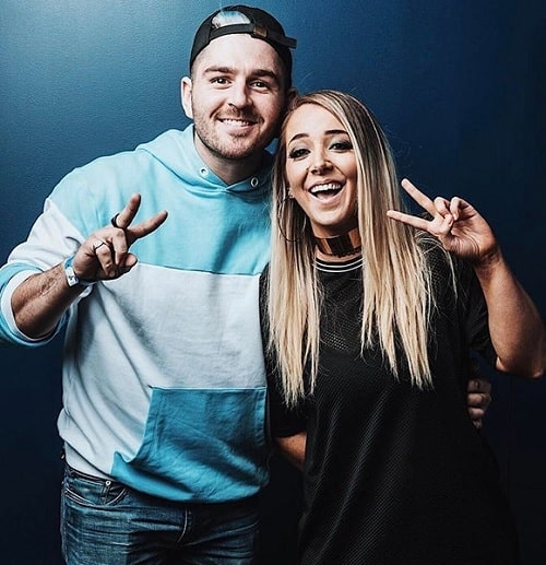 A picture of Jenna Marbles with her boyfriend, Julien Solomita.